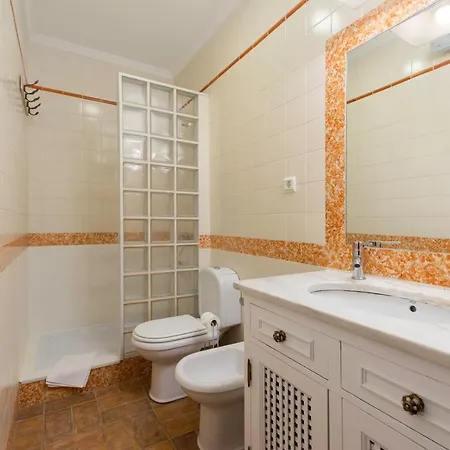 Casa Tulipas - Nogueira De Apartment Azeitao